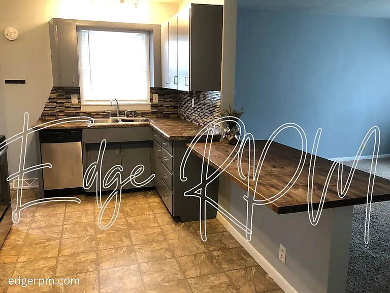 508 Hartman Ave — Photo 3