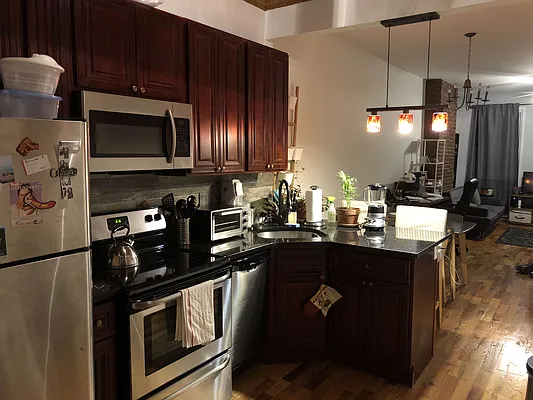 Rented by Milmar Properties Inc | media 3