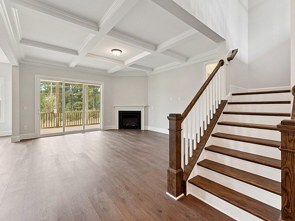 5th image of 269 Ivy Ridge Rd