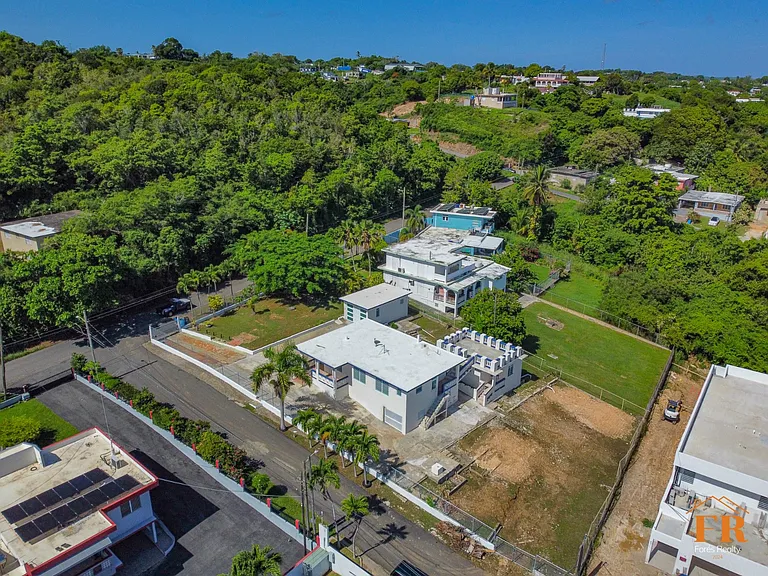 4884 Bo Terranova — Photo 30