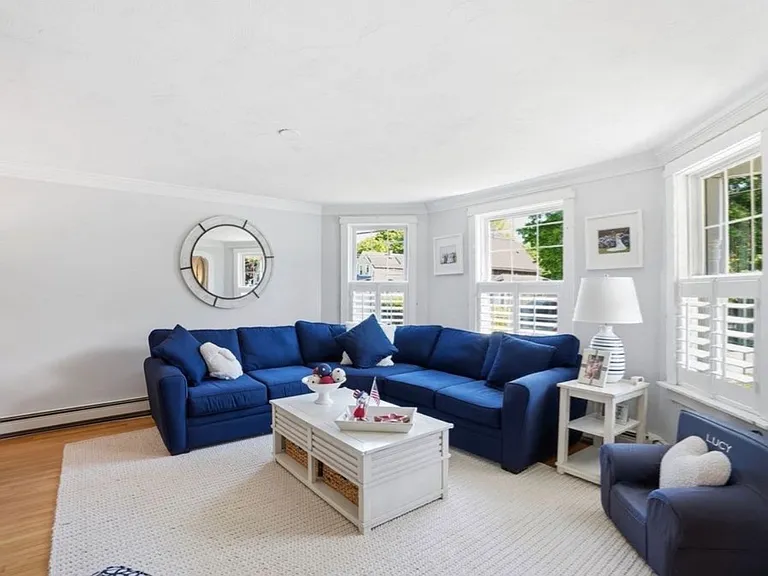 25 Linwood St #A — Photo 9
