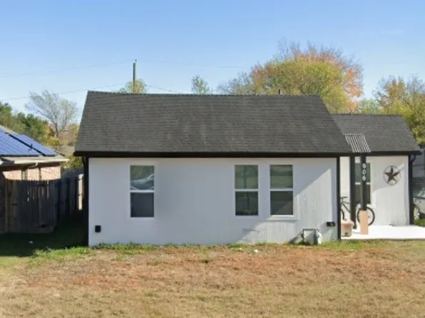 906 Clyde St, White Settlement, TX 76108