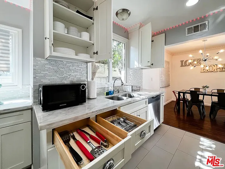 7553 Garden Grove Ave — Photo 16