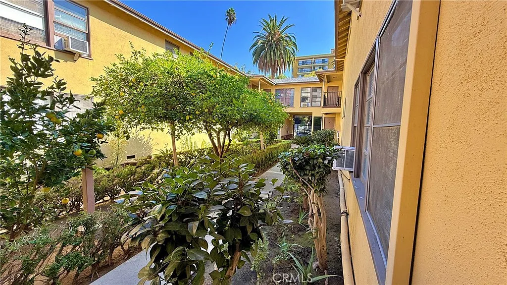 1 bed, 620 sqft, $1,600 — Photo 3