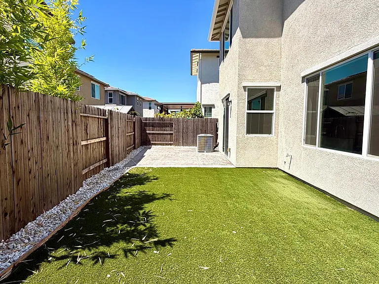 3467 Gallatin Dr — Photo 24
