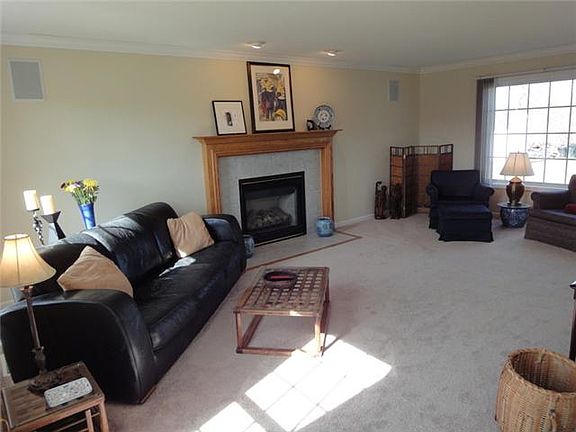 5th image of 3761 Colin Ct
