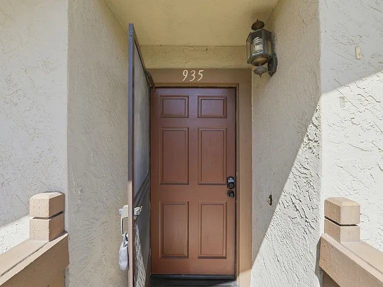 935 Cherry Glen Cir #219 — Photo 20