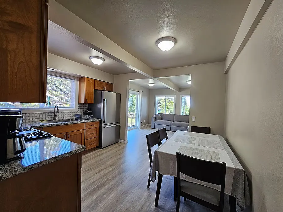 2 bed, 1390 sqft, $2,950 — Photo 4
