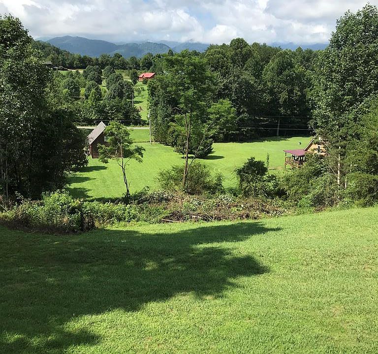 190 Brigsy Ln Whittier NC Zillow