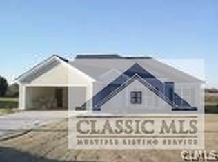 533 Clover St, Comer, GA 30629