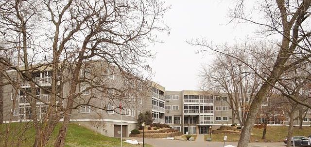 1st image of 135 Viking Dr E APT 114
