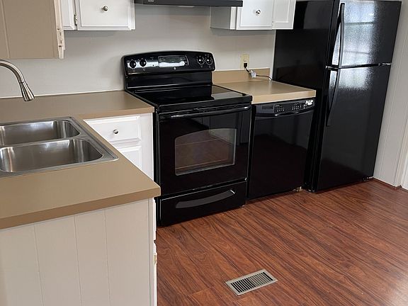 2nd image of 41 Falla Ct #61