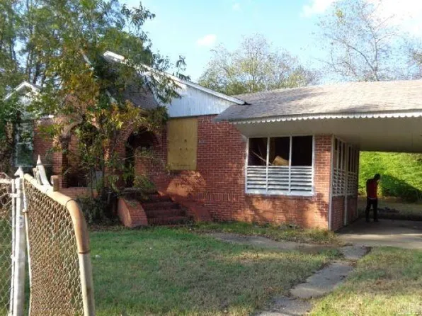 1703 W 19th St, North Little Rock, AR 72114