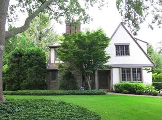 40 Greenfield Ln, Rochester, NY 14610