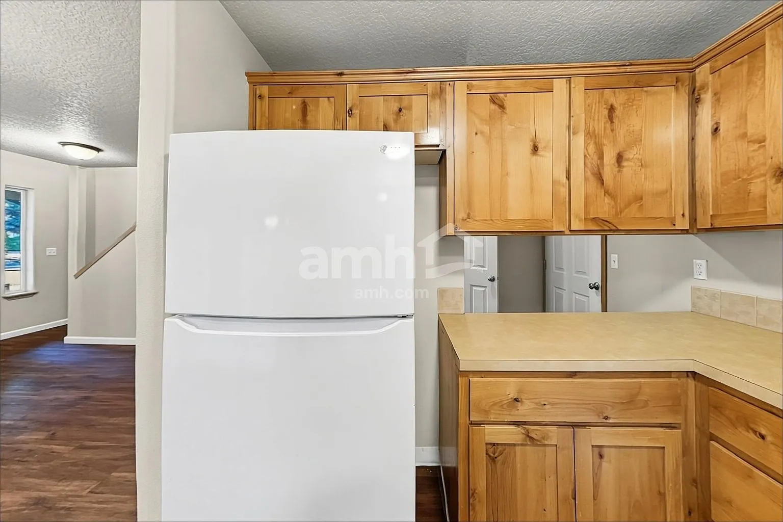 3 bed, 2.5 bath, 1424 sqft, $2,450 — Photo 4