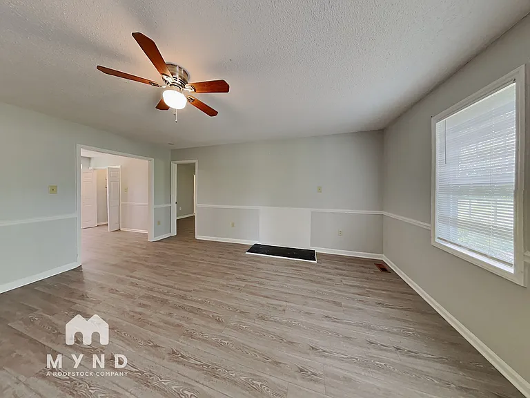 112 Mary Michael Ln — Photo 6