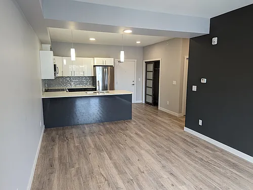Floor plan 301-560