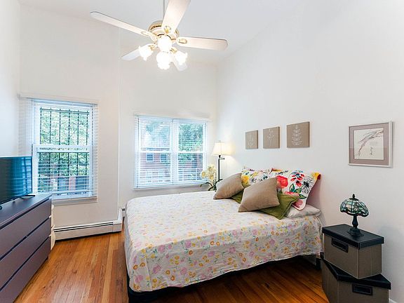 5th image of 454A 17th St #2