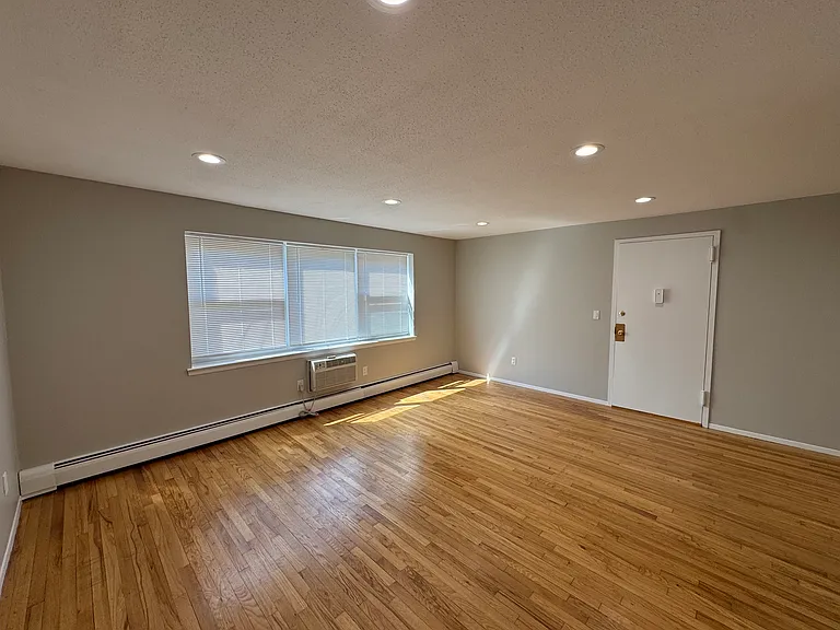 50 Mountain Laurel Dr — Photo 5
