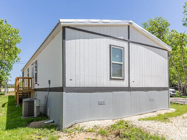 193 Live Oaks St #1 — Photo 19