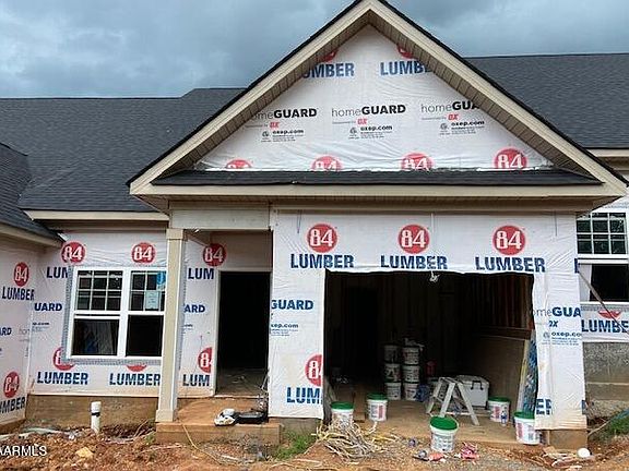 2nd image of 494 Jacksonian Way