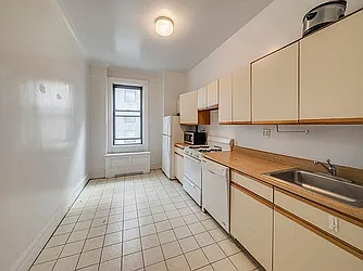 Rented by Jonis Realty