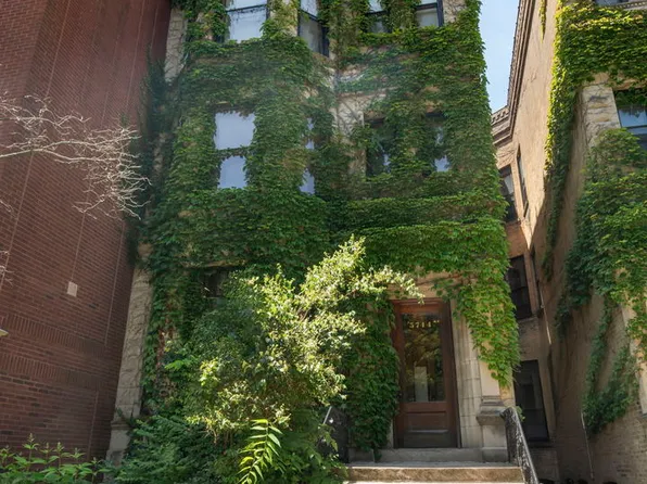 (undisclosed Address), Chicago, IL 60637