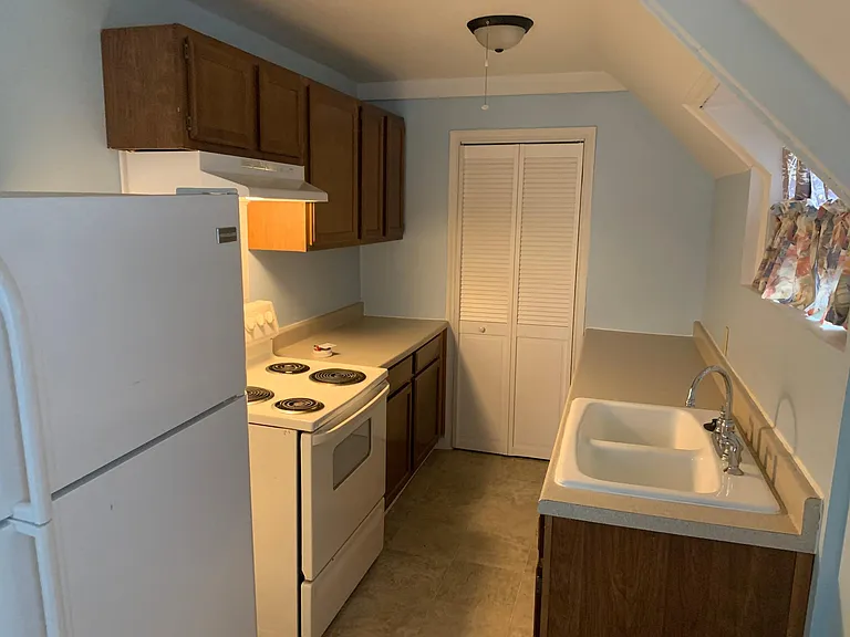 2102 Dartmouth Ave — Photo 6