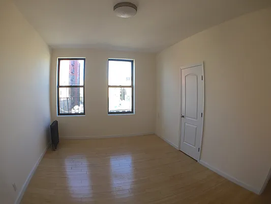 Rented by Newcastle Realty Services | media 2