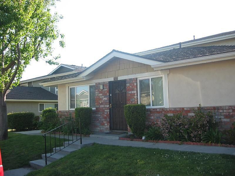 1st image of 656 Avenue Del Platino