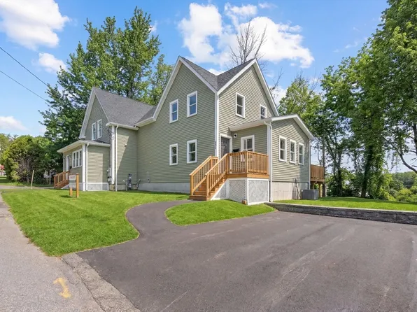 45-45A Fruit St, Leominster, MA 01453