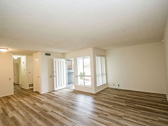 5th image of 3037 East Hbr