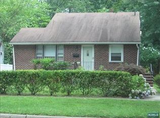 85 Glenbrook Pkwy, Englewood, NJ