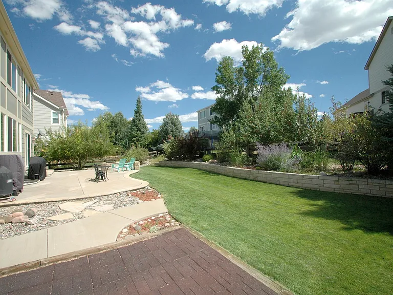 23172 Bay Oaks Ave — Photo 14