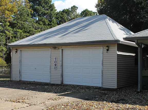 3rd image of 7090 Juana Dr