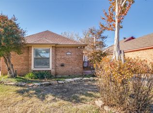 2305 Smoky Hill Rd, Carrollton, TX 75006