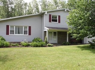 831 Buttermilk Cir, Webster, NY 14580