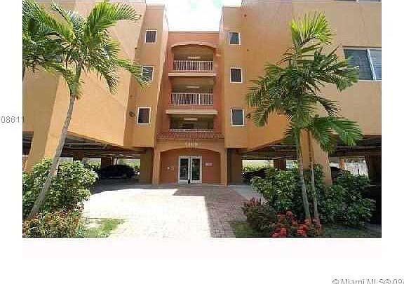 3rd image of 1300 NE 109th St APT 301