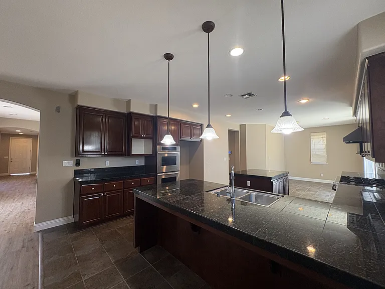 1362 Snake Creek Dr — Photo 6