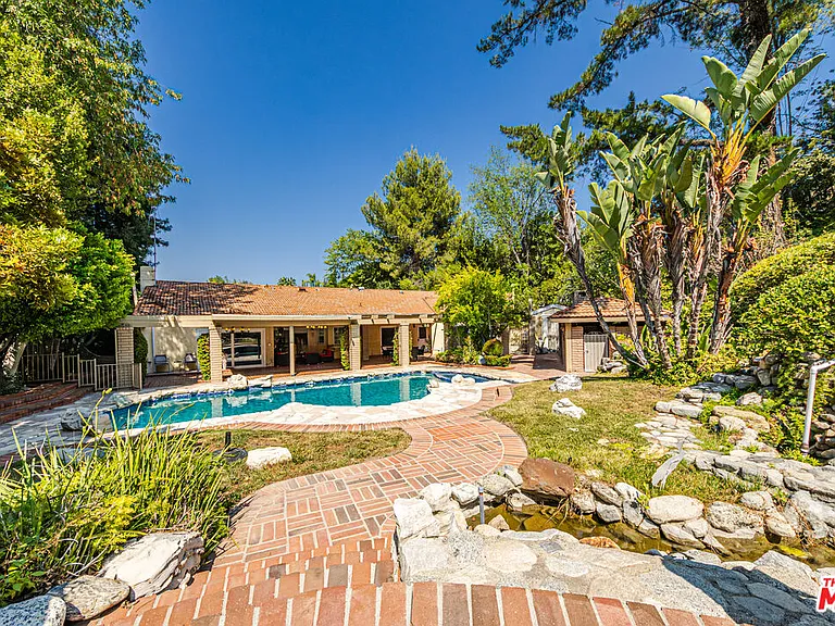 18022 Lake Encino Dr — Photo 38