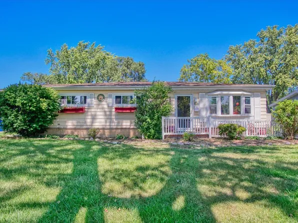 620 W Vermont St, Villa Park, IL 60181