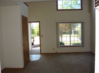 5511 45th St, Kenosha, WI 53144