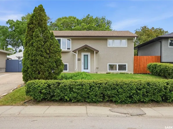 1223 Warner STREET, Moose Jaw, SK S6H 6G9