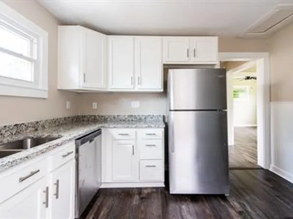 104 East Madison Street, 104 E Madison St #3, La Grange, KY 40031