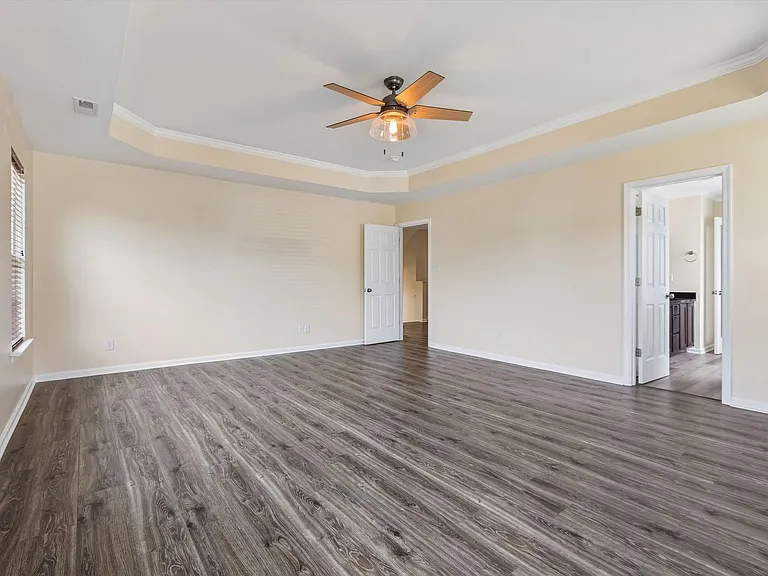 42 Kilverstone Way — Photo 25
