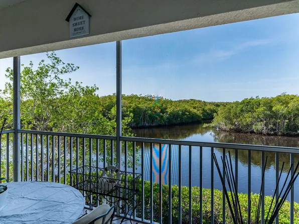 154 Newport Dr APT 1307, Naples, FL 34114