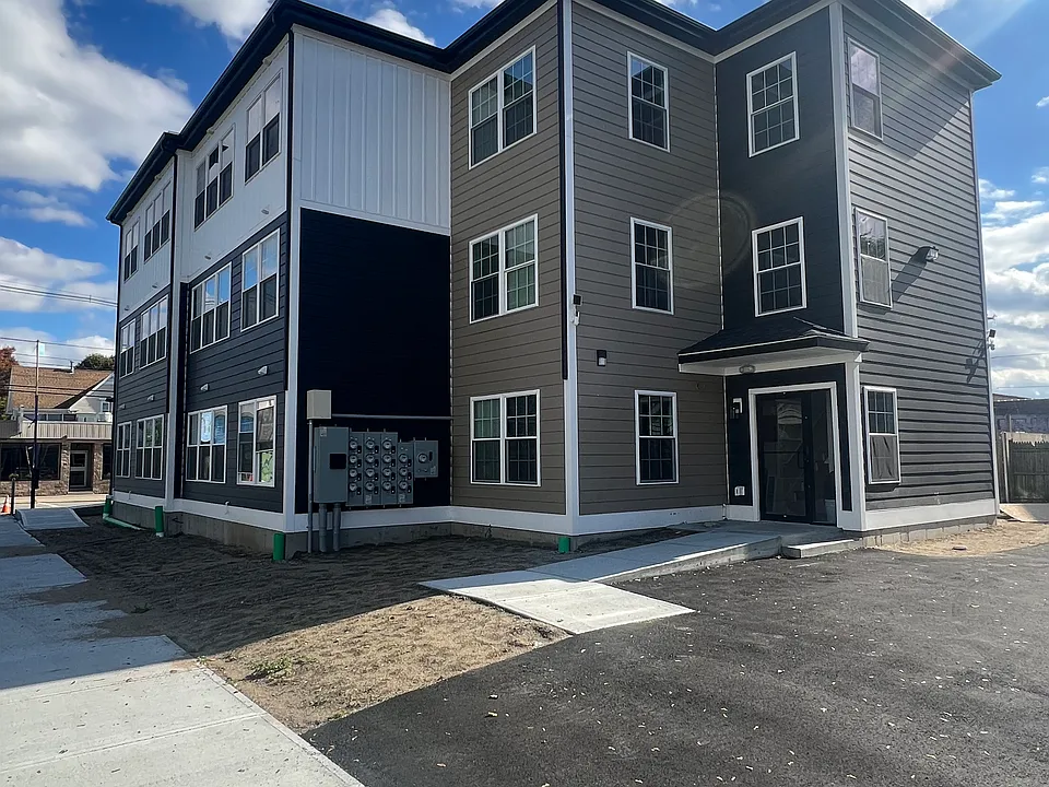 134 Gallup St #201