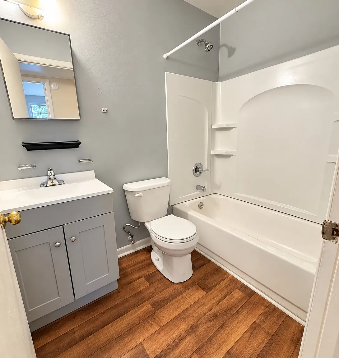 200 W Young Cir — Photo 4