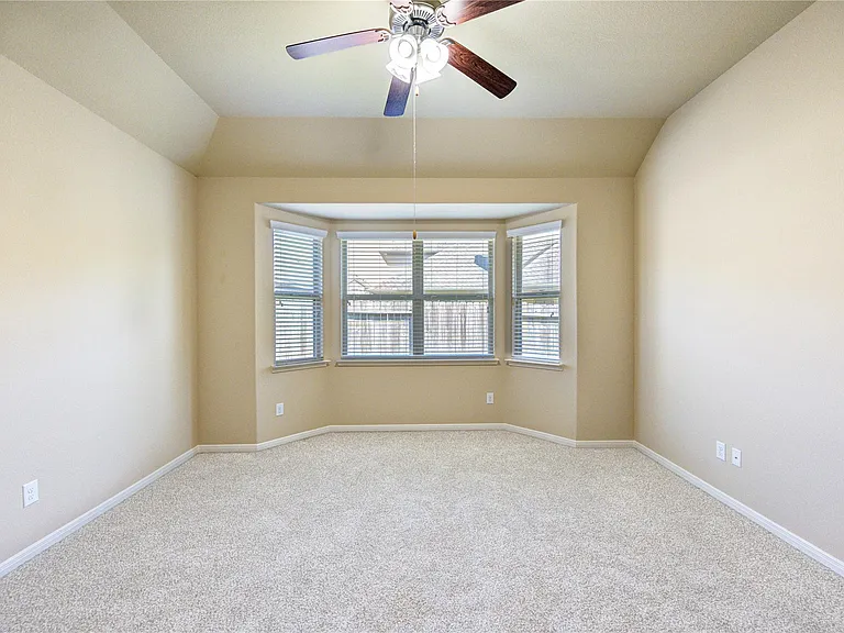 19306 Boulder Bay Ln — Photo 24