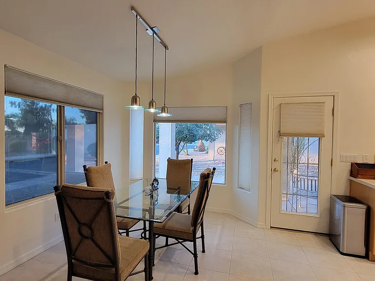 3352 E Cherry Hills Pl — Photo 8